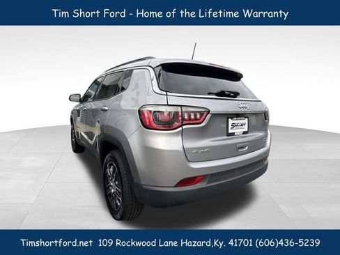 Used 2020 Jeep Compass Latitude w/ Cold Weather Group AWD/4WD image 7
