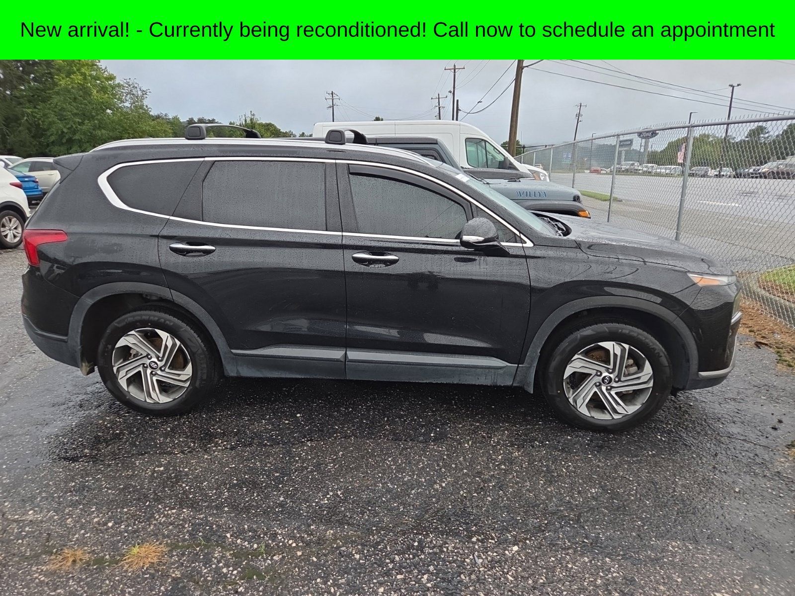 Used 2023 Hyundai Santa Fe SEL FWD image 3