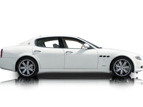 Used 2011 Maserati Quattroporte S RWD image 2