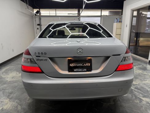 Used 2007 Mercedes-Benz S 550 image 4
