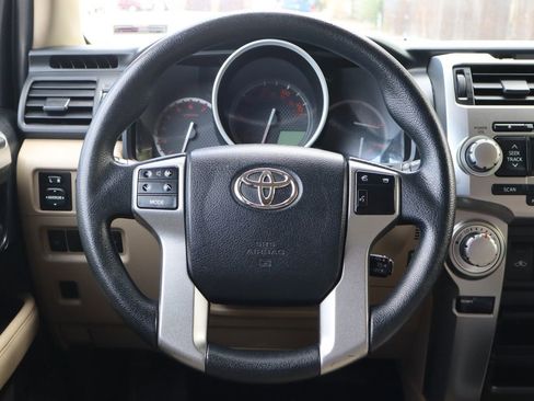 Used 2011 Toyota 4Runner SR5 image 18