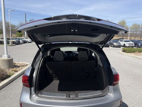 Used 2018 Acura MDX SH-AWD image 26