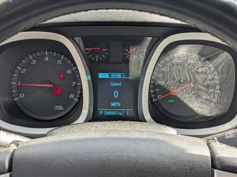 Used 2016 Chevrolet Equinox LT w/ Convenience Package image 3