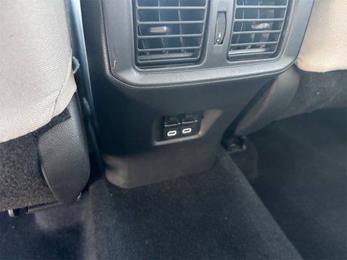 Used 2023 Toyota RAV4 XLE image 20