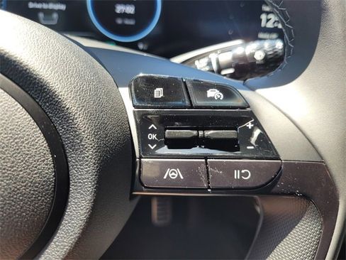 New 2025 Hyundai Elantra SEL image 20