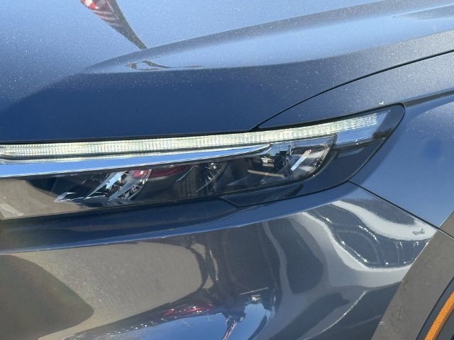 Used 2024 Honda CR-V EX-L image 27