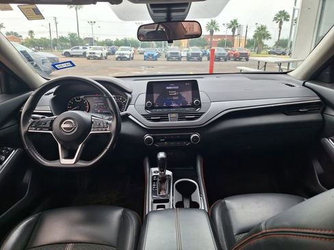 Certified 2023 Nissan Altima 2.5 SR image 10