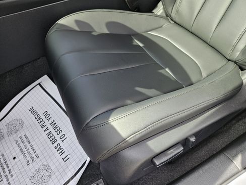 New 2026 Acura Integra image 8