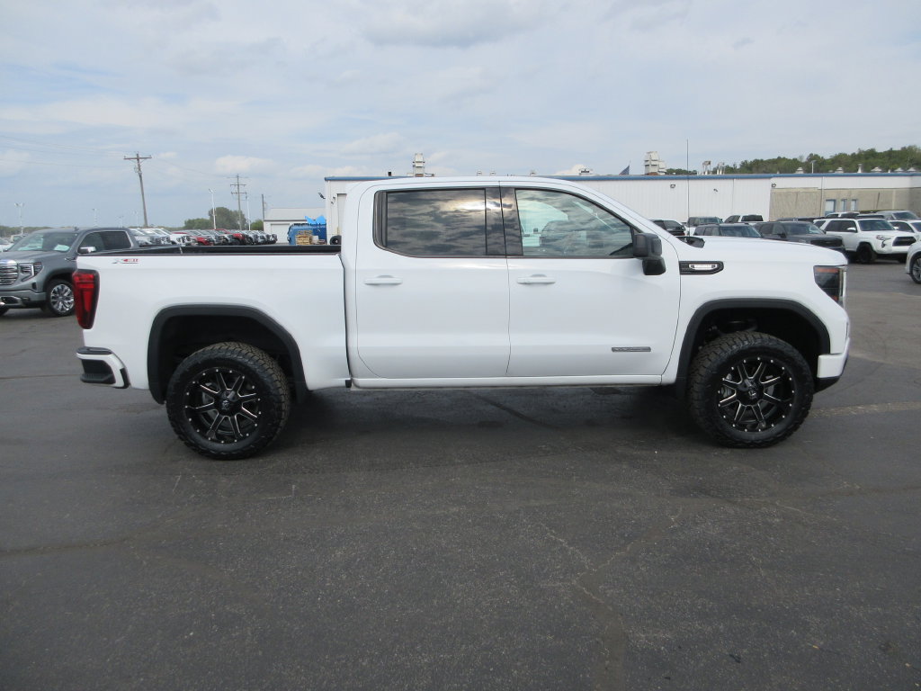 Used 2024 GMC Sierra 1500 Elevation AWD/4WD image 4