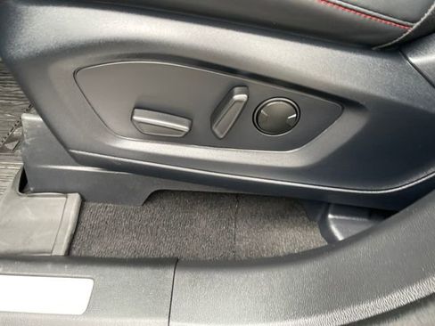 Used 2025 Ford Explorer ST-Line w/ ST-Line Street Pack image 43