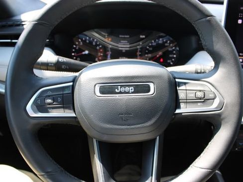 Used 2024 Jeep Compass Limited AWD/4WD image 21