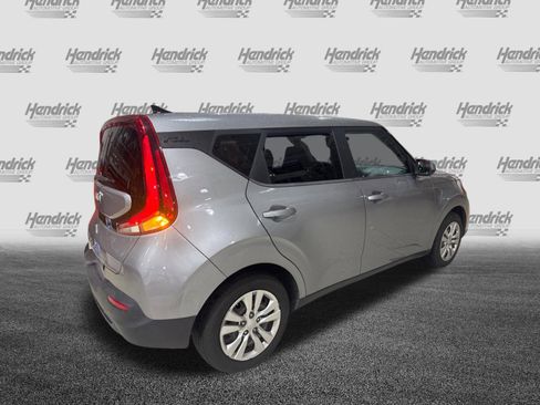 Used 2022 Kia Soul LX FWD image 6