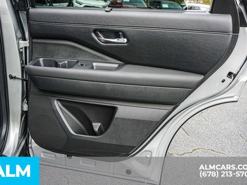 Used 2025 Nissan Pathfinder SL w/ SL Premium Package image 58