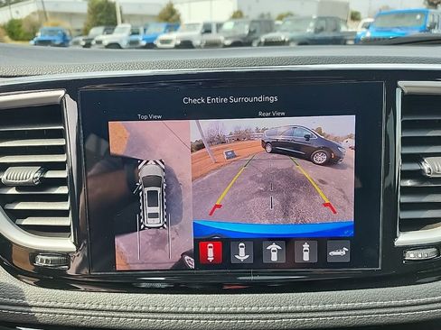 New 2026 Chrysler Pacifica Select image 4