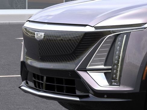 New 2025 Cadillac Lyriq Luxury image 13