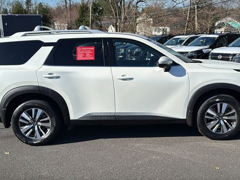 Certified 2022 Nissan Pathfinder SL image 28