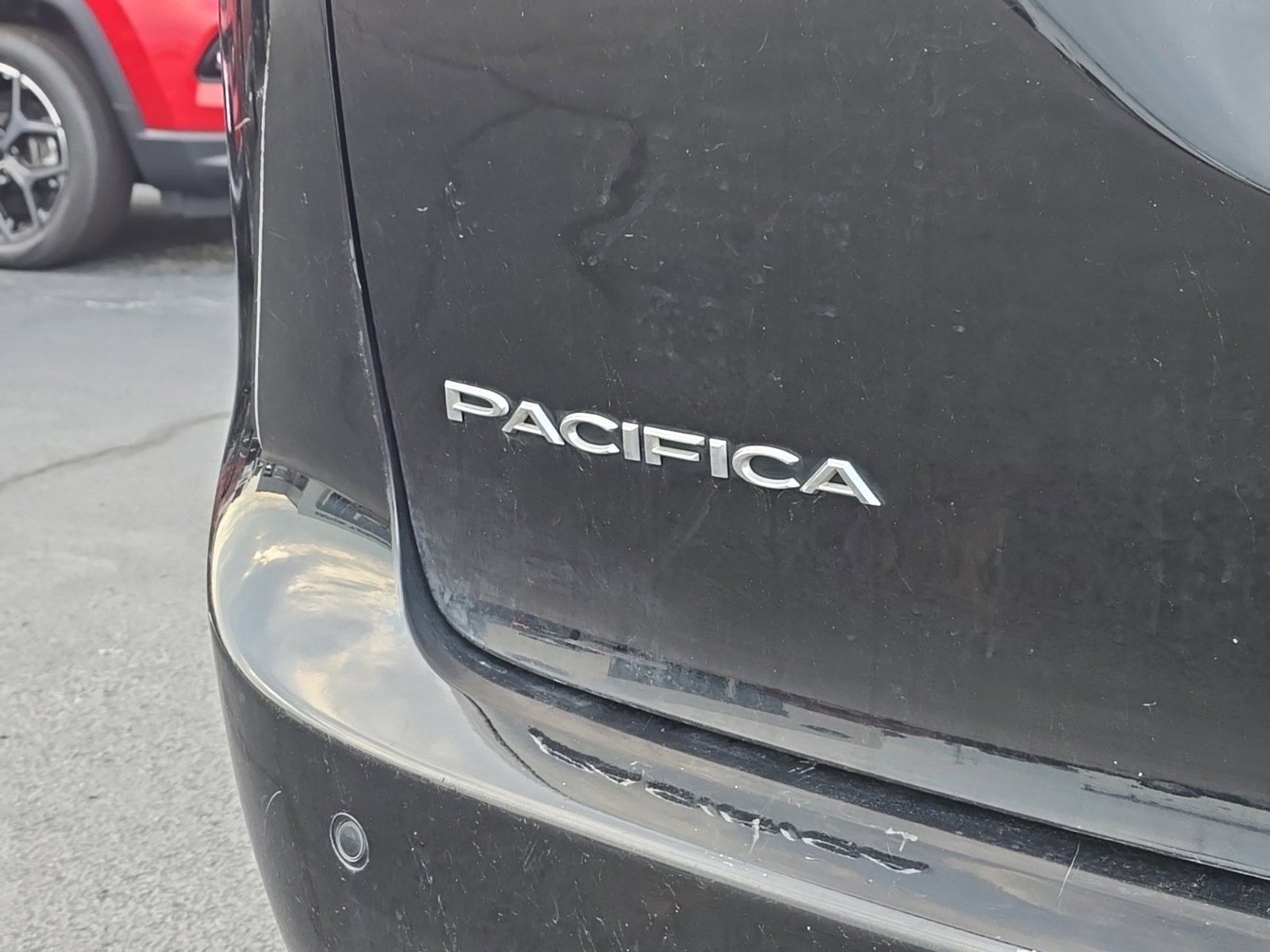 Used 2024 Chrysler Pacifica Touring-L FWD image 62