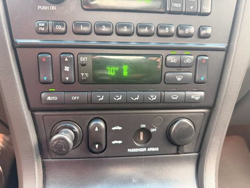 Used 2002 Ford Thunderbird RWD image 25