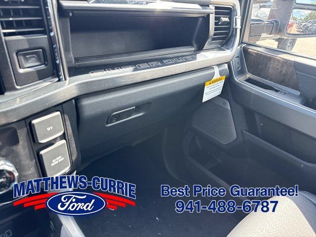 New 2026 Ford F250 Lariat w/ Black Appearance Package AWD/4WD image 26