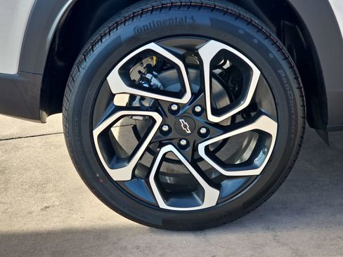 New 2026 Chevrolet Trax RS image 37