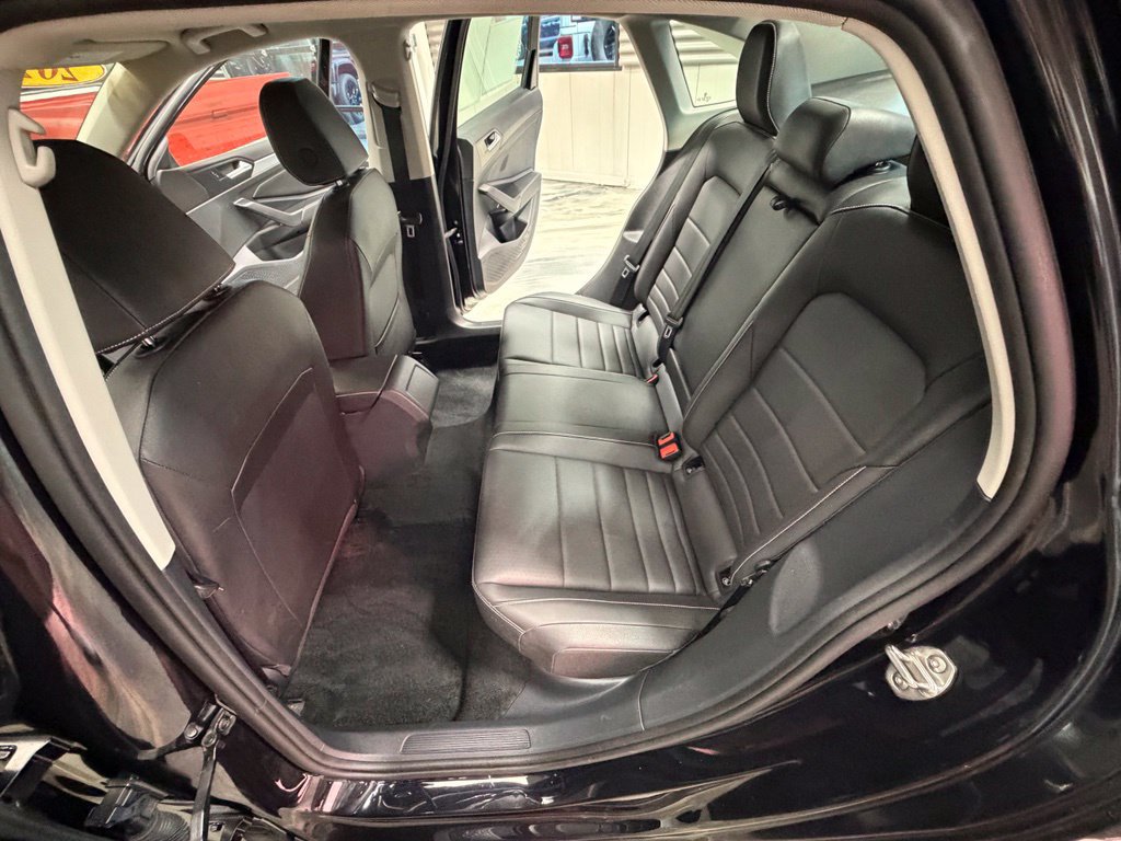 Used 2024 Volkswagen Jetta SE FWD image 47