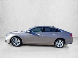 Used 2025 Chevrolet Malibu LT video 2