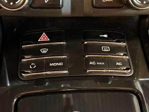 Used 2012 Porsche Cayenne image 34