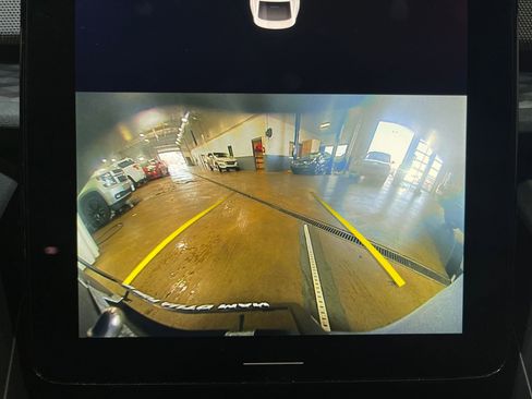 Used 2022 Polestar Polestar 2 w/ Pilot Package image 10