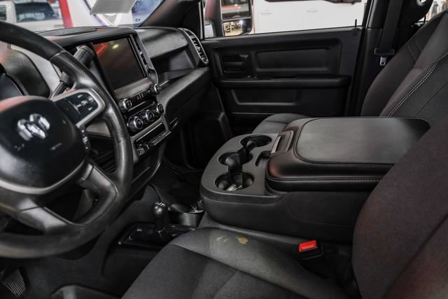 Used 2024 RAM 3500 Tradesman w/ Chrome Appearance Group AWD/4WD image 25