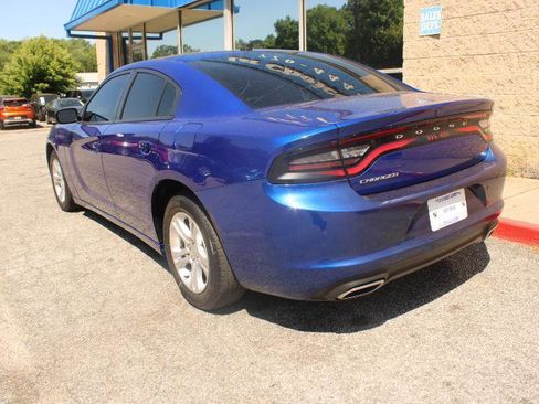 Used 2021 Dodge Charger SXT w/ Leather Interior Group RWD image 4