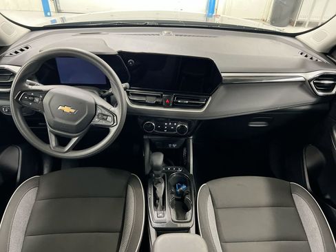Used 2025 Chevrolet TrailBlazer LT image 10