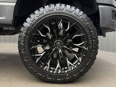 Used 2025 Ford F150 Lariat AWD/4WD image 10