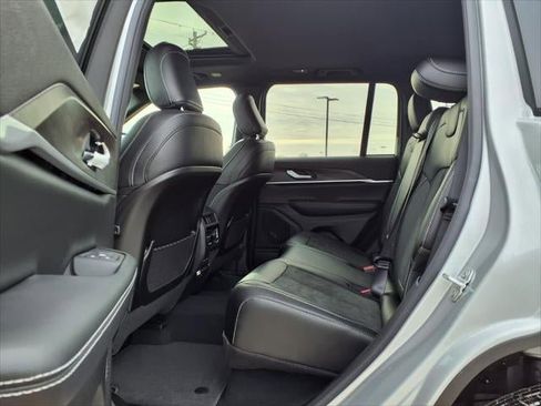 New 2026 Jeep Grand Cherokee Altitude AWD/4WD image 55