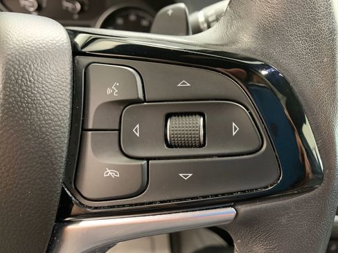 Used 2024 Buick Enclave Essence w/ Experience Buick Package image 11