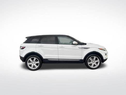 Used 2015 Land Rover Range Rover Evoque Pure Plus image 4