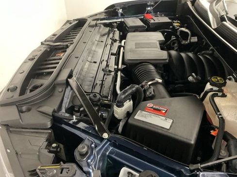 Used 2021 Chevrolet Silverado 1500 RST AWD/4WD image 19