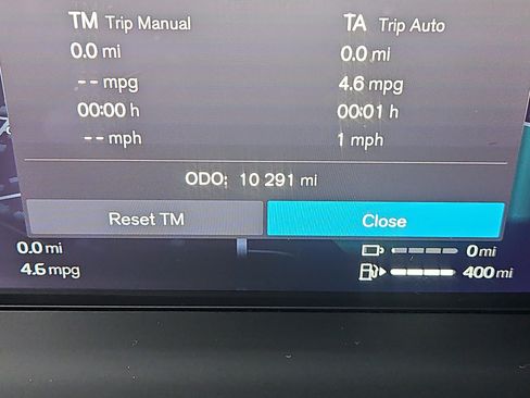 Used 2025 Volvo XC60 T8 Plus w/ Protection Package Premier image 6