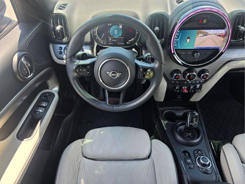 Used 2024 MINI Cooper Countryman S w/ Signature Upholstery Package FWD image 13