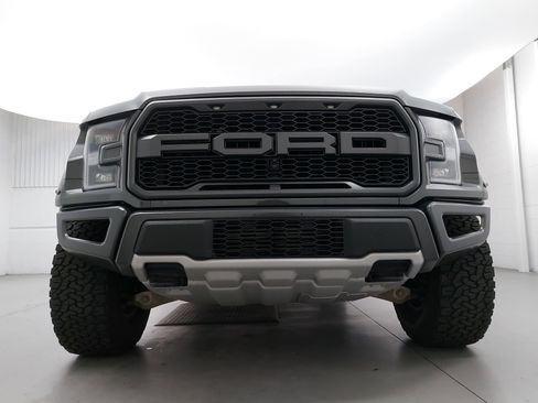 Used 2020 Ford F150 Raptor w/ Equipment Group 802A Luxury image 10