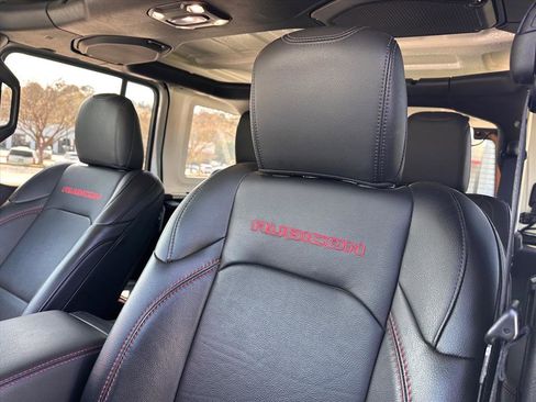 Used 2022 Jeep Wrangler Unlimited Rubicon w/ Xtreme Recon 35" Tire Package image 19