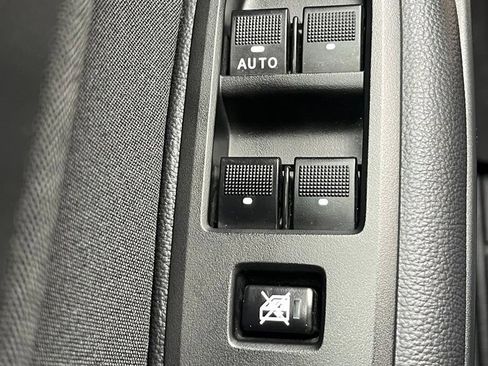 Used 2023 Ford Ranger XLT w/ Equipment Group 302A High AWD/4WD image 6