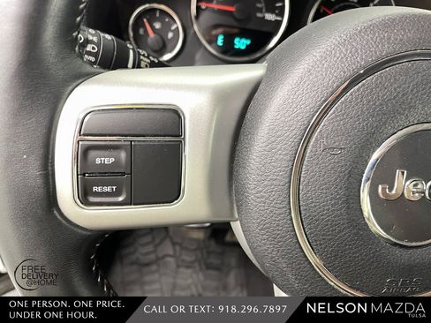 Used 2017 Jeep Wrangler Unlimited Sahara w/ Quick Order Package 24E Chief image 22