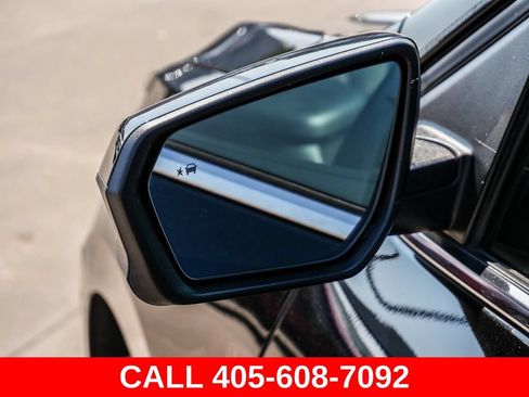 Used 2023 Chevrolet Equinox LT w/ Driver Convenience Package FWD image 31