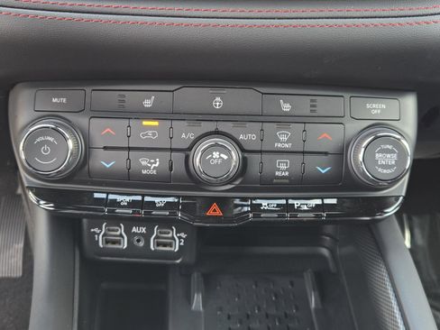 New 2026 Dodge Durango GT image 13