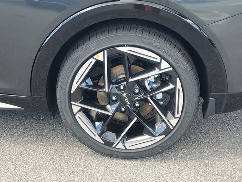 New 2026 Kia K4 EX w/ GT-Line Sunroof Package FWD image 32