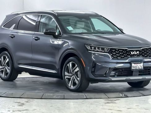 Used 2023 Kia Sorento EX AWD/4WD image 9