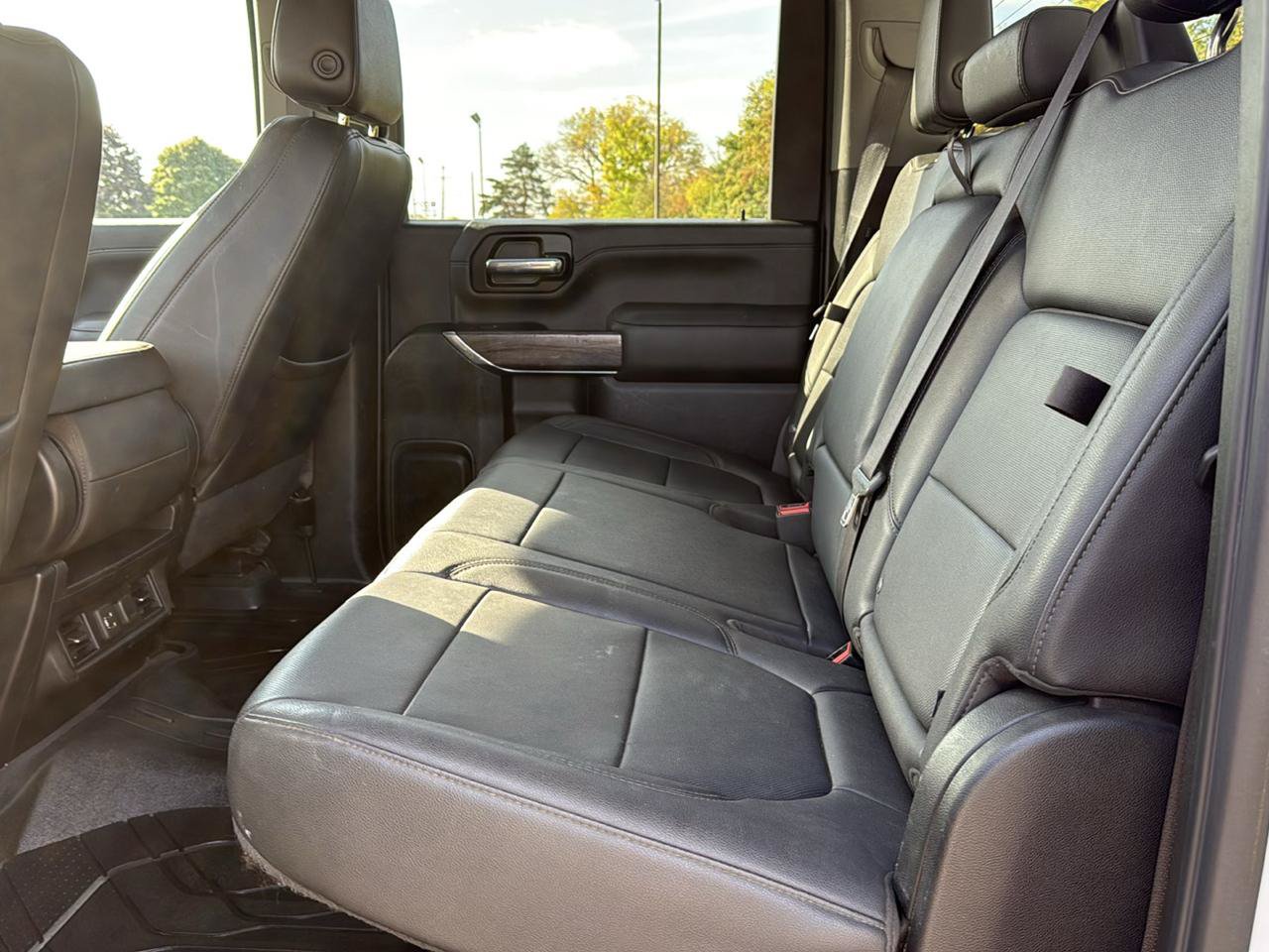 Used 2022 Chevrolet Silverado 3500 LTZ AWD/4WD image 19