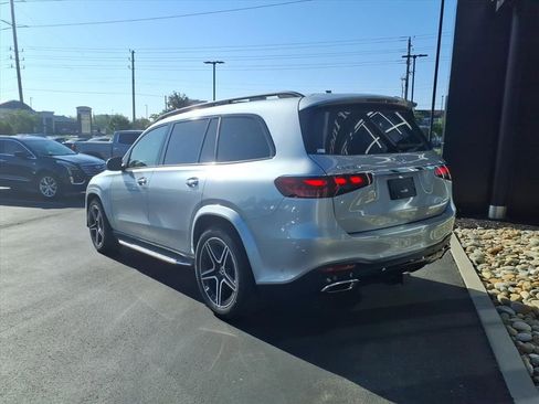 New 2026 Mercedes-Benz GLS 450 4MATIC image 4