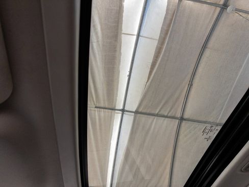 Used 2015 Jeep Compass High Altitude image 23