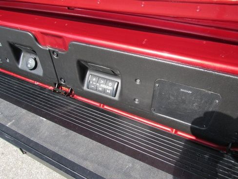 Certified 2022 GMC Sierra 1500 AT4X image 35